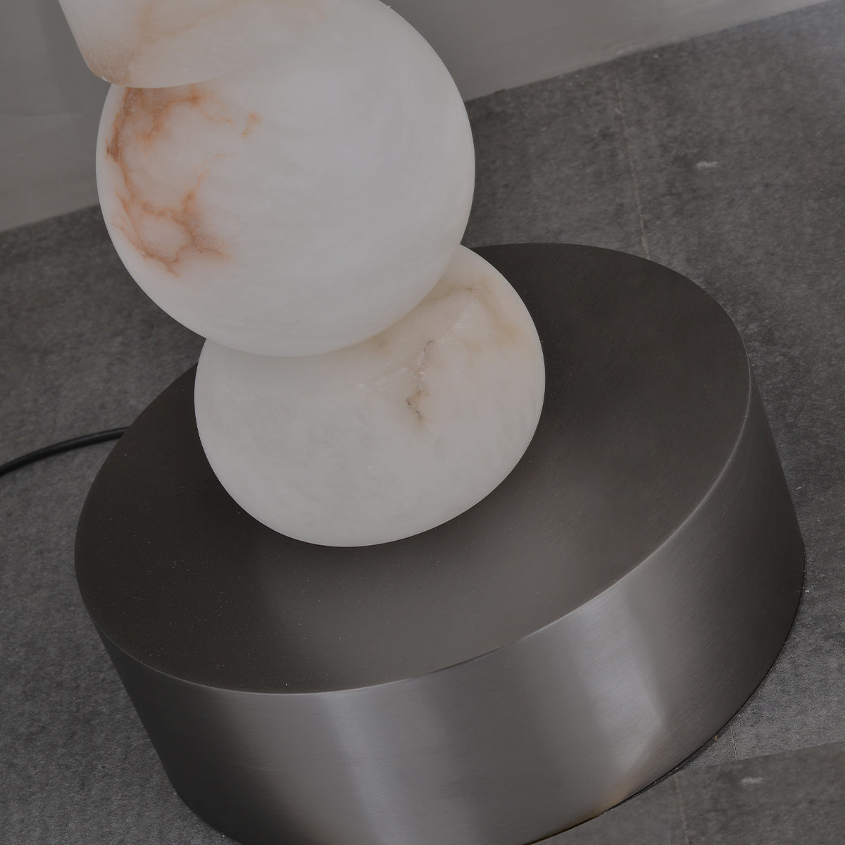 Snowflake Stone Column Stacked Floor Lamp